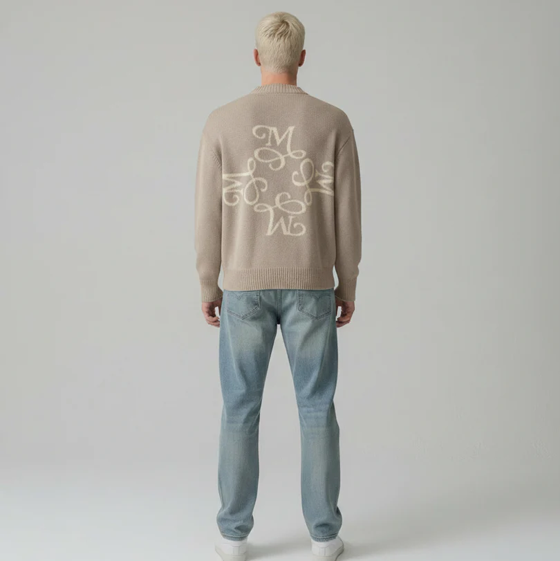 Pull knitwear
